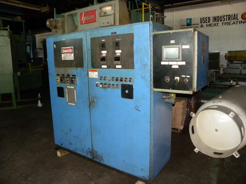 24" width x 18" height x 36" L Ipsen T-8, 2-zone internal quench furnace, 1850°F, gas fired, load & unload - Image 4