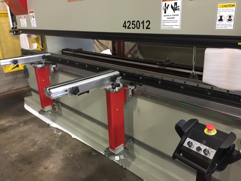 250 Ton, Accurpress #425012, hydraulic, 12' overall, 126" between housing, 12" stroke, Vision P12 CNC, new in - Image 6