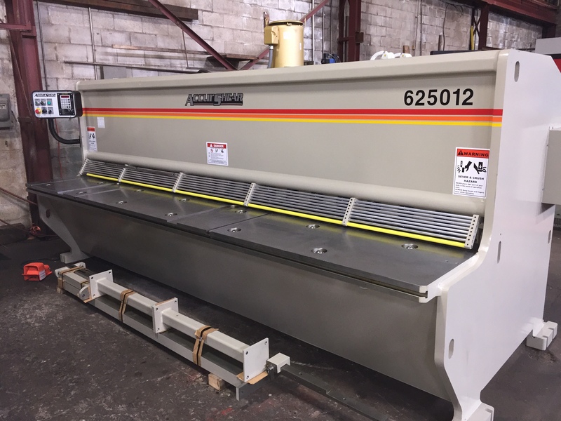 1/4" x 12' Accurshear #625012, hydraulic shear, 36" Back Gauge, 10' sq arm, 19 holddowns, 20 HP, new - Image 1