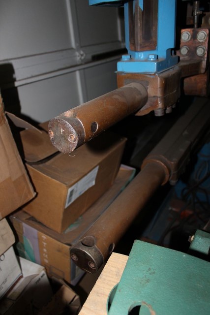 100 KVA Acme #PT1S-48-100, press type, 22500 amp, 230 V., 48" x 8" throat, S/N 14584 - Image 4
