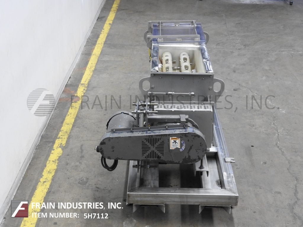 32 cu.ft. Hayes & Stolz, poly double paddle mixer, lift up cover, double paddles with dual 4" diameter shafts - Image 3