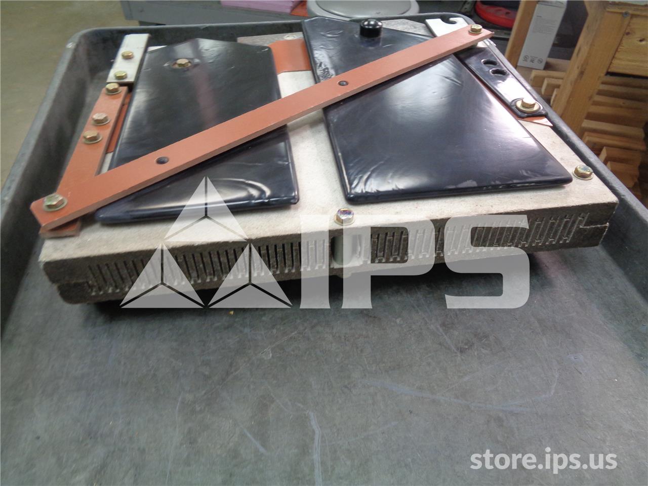 GE Arc Chute Assembly For Am 4.16-250-9h / -8h, -8c - Image 4
