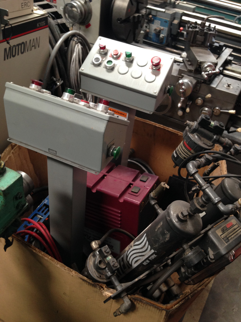Motoman, 6-axis nu tech teachable robotic we, Thermalarc 400LTS power supply - Image 9