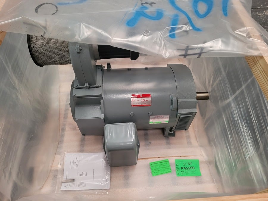 40 HP 1750/2000 RPM General Electric, Frame CD328AT, BB, DPFG-BV, new, 500VA, 150/300VF (2 available) - Image 2
