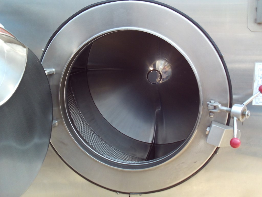 Cleveland #P-TC-320, Stainless Steel vertical tumble chiller, 320 gallon bagged kettle, enclosure - Image 2