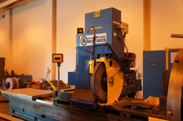 25" x 135" Herkules #WS450-8Lx3500, CNC cylindrical grinder, 30" x 3" x 8" wheel, 1997 - Image 1