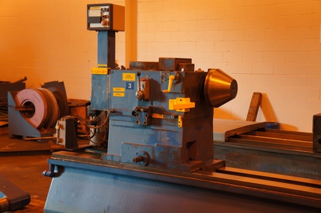 25" x 135" Herkules #WS450-8Lx3500, CNC cylindrical grinder, 30" x 3" x 8" wheel, 1997 - Image 6
