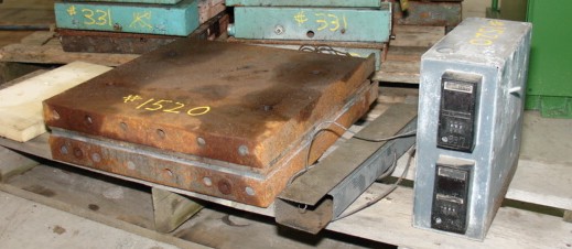 17.75" X 17.75" X 1.75" Elec Platen W/ Cont. Panel - Image 1