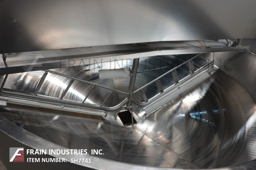 400 gallon 82" x 32", 304 Stainless Steel low pressure jacketed process tank, 12" straight wall, cone bottom - Image 2