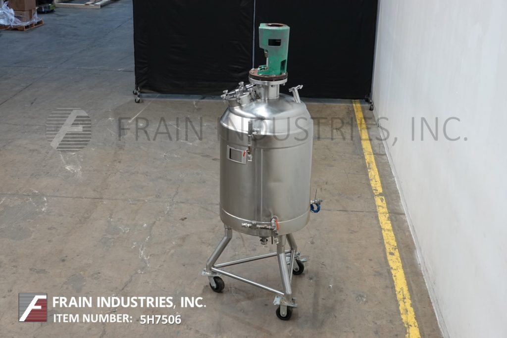 65 gallon Utensco, 304 Stainless Steel jacketed processing tank, 23" diameter x 36" straight wall, dome top - Image 3