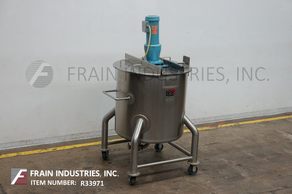 Lee #100DBT, 304 Stainless Steel tank, 30" dia. x 38" deep with a 35" straight wall, lift off cover, bridge - Image 1
