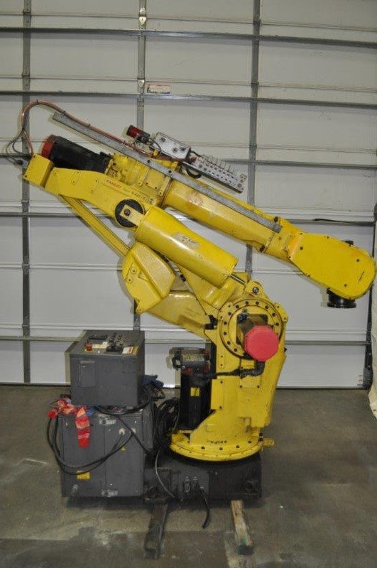 Fanuc, S-420iF, 6-Axis, 140 KG payload, RJ2 controller w/ Teach pendant, floor mount, 1999 - Image 1