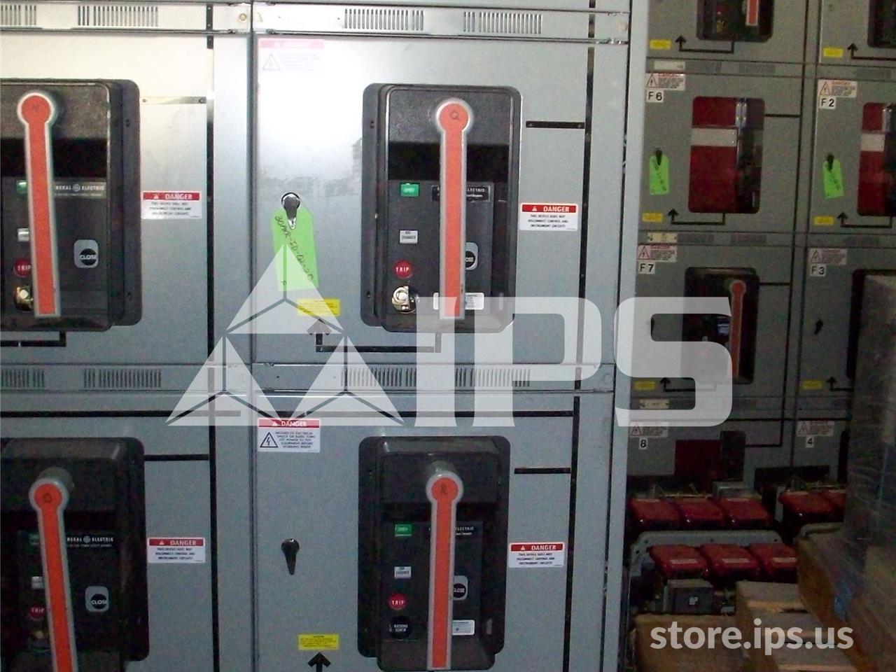 3200 Amps GE Akd-8 Indoor Switchgear 4-800 Amps Feeder - Image 1