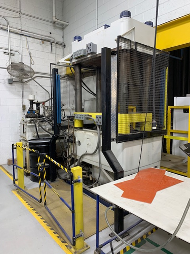 300 Ton, Mohawk, 44.5" x30", 22" stroke, 37" daylight, up-acting, relay controls, thermocouple plugs, #2686 - Image 2