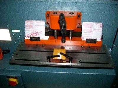6" x 6" x 3/8" Scotchman #6509-24M, hydraulic, punch, bar shear, 65 ton punch station, #21069 - Image 1