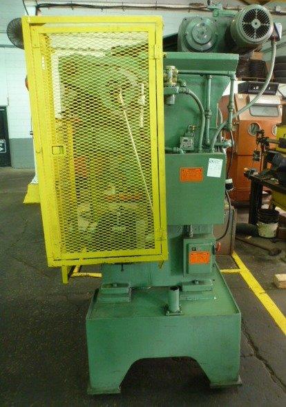 22 Ton, Perkins #22S, 2" stroke, 7" Shut Height, 22" x12" bed, 200-800 SPM, air clutch & brake, 3 HP, s/n - Image 6