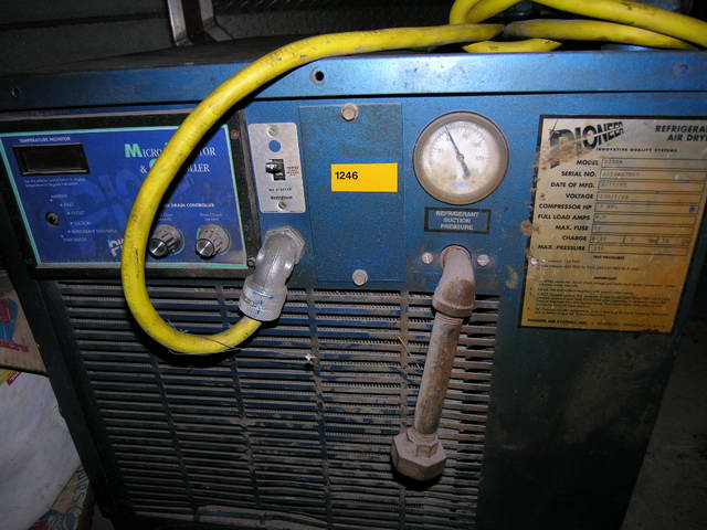 250 psi, Pioneer #R235A, refrigerant air dryer, R-22, 1997 - Image 1