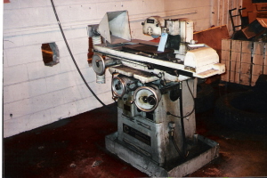 8" x 18" Churchill #NB, hydraulic surface grinder, electromagnetic chuck, 8" wheel diameter, variable speed - Image 1