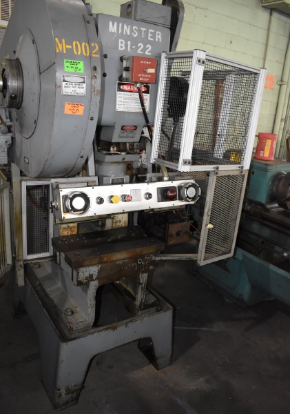22 Ton, Minster #B1-22, high speed gap frame press, 1.25" stroke, 8.75"Shut Height,air clutch, 0-650 SPM - Image 2