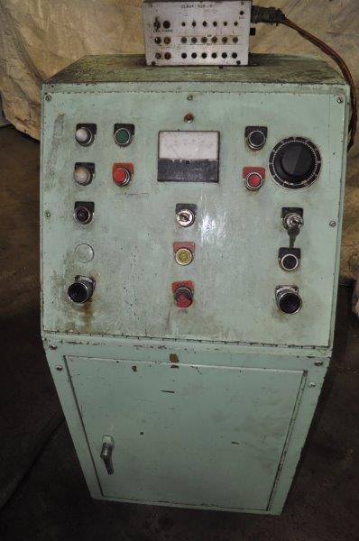 35 Ton, V &O #SS2-35-32, straight side double crank press, 2" stroke, 11.7" Shut Height,air clutch & brake - Image 9