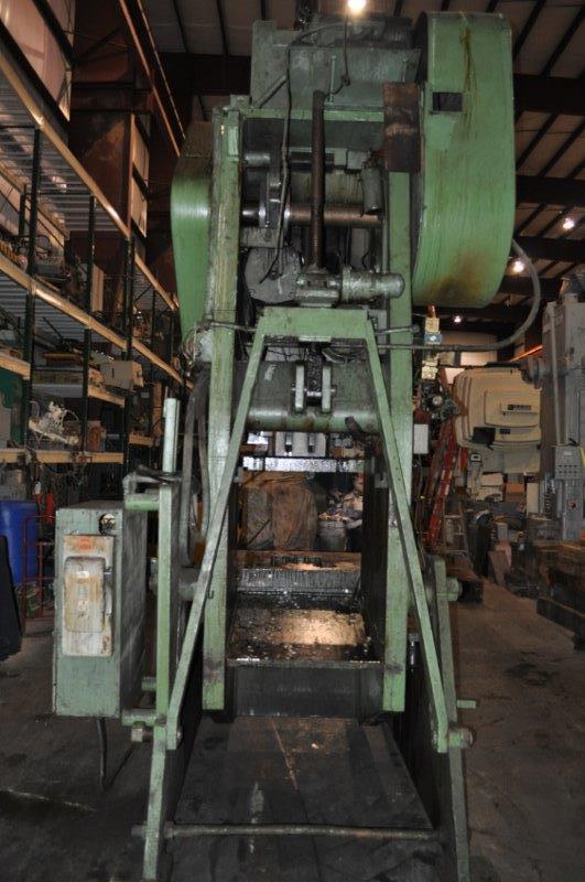 150 Ton, Niagara #M150GRD, OBI press, 8" stroke, 24" Shut Height, air clutch & brake, 45 SPM, 1966 - Image 10