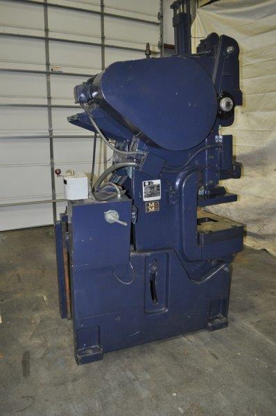 45 Ton, Minster #5, OBI back geared press, 3" stroke, 14.5" Shut Height, 50 SPM, air clutch & brake - Image 5