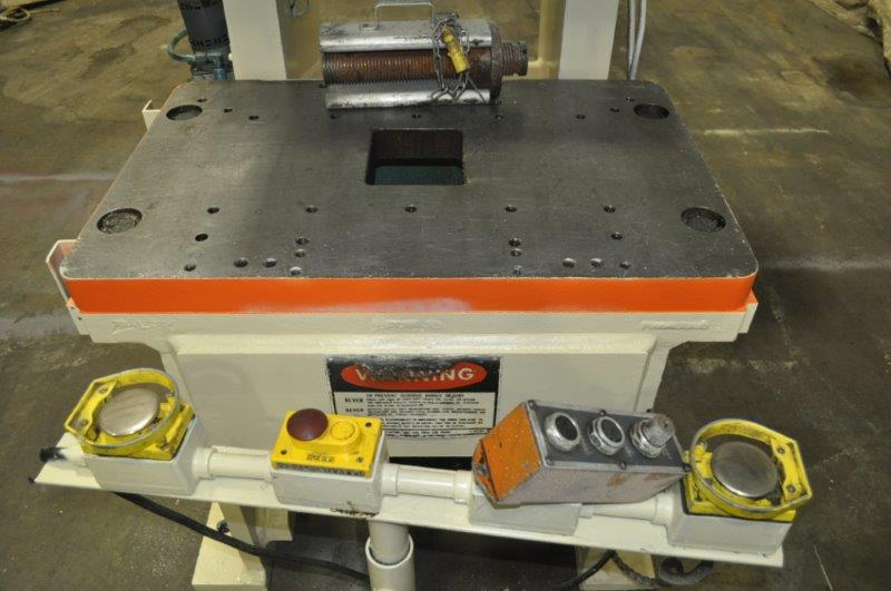 90 Ton, Niagara #E90, OBI back geared press, 9" stroke, 18" Shut Height, 46 SPM, air clutch & brake, 1986 - Image 6