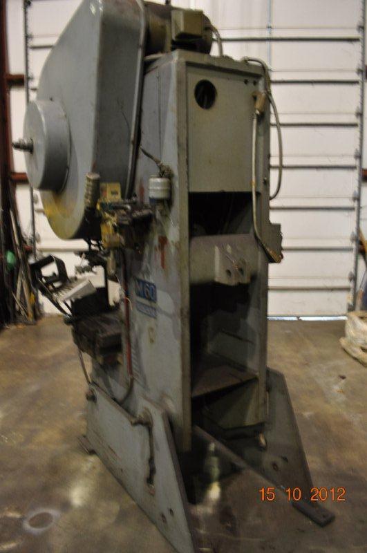 60 Ton, Niagara #M6, OBI press, 4" stroke, 13-1/4" Shut Height, air clutch & brake, 100 SPM - Image 2