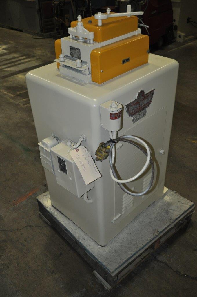 6" x .062" CWP, 17-roll, flat & shape straightener, 15/16" roll diameter, variable speed, loop Control - Image 1