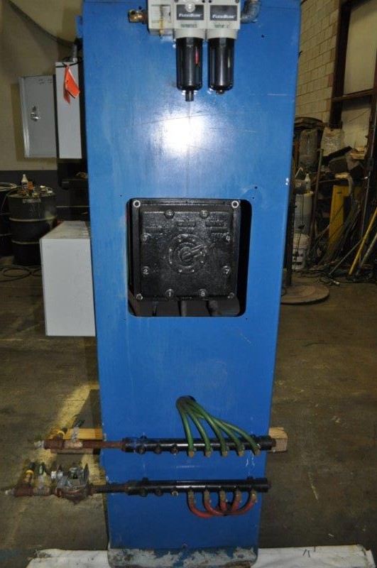150 KVA McCreery #MPP-150-12/100, projection type, 12" throat,,adj height lower platten - Image 2