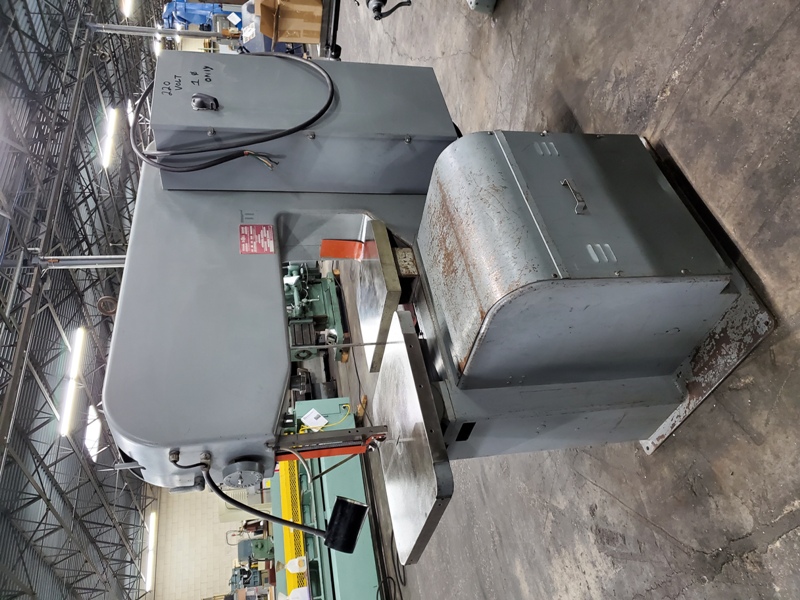 36" x 13" DoAll #3613-2, vertical band saw, 1" x 175" blade, 30" x24" tilt table, 2-5200 FPM, 3 HP, Extron - Image 5