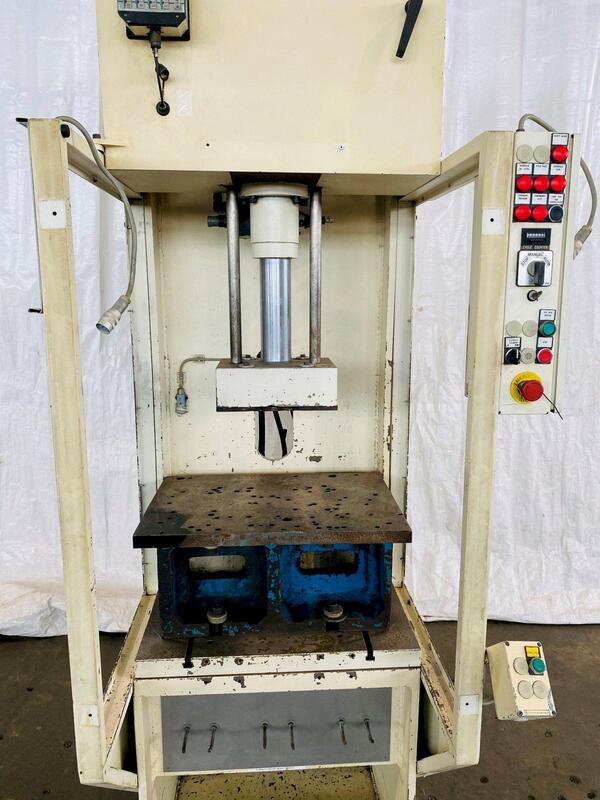 20 Ton, Remiremont #PHC20VAR, C-frame hydraulic press, 18" stroke, 21"/34" daylight, 2000 - Image 4