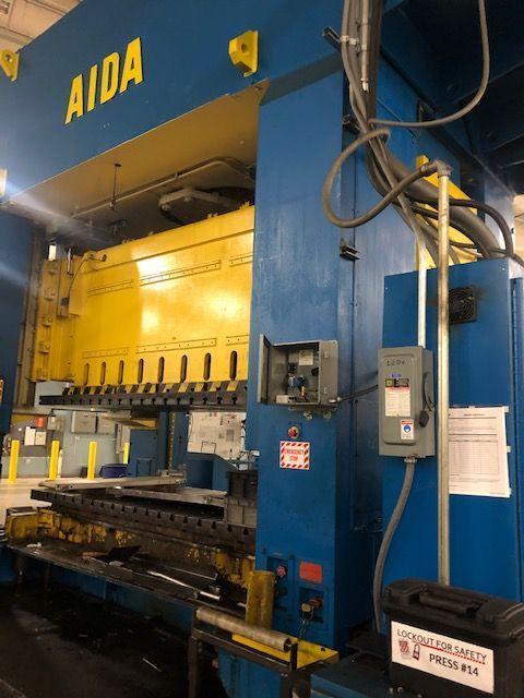 500 Ton, Aida #NST-500, straight side double crank press, 12" stroke, 40" Shut Height, 4" adj., 20-50 VSPM - Image 2