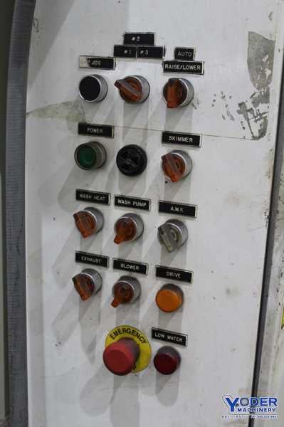 Centri parts washer, 48" x48" x48", heated, skimmer, wash, blower, power door open, #71593 - Image 4
