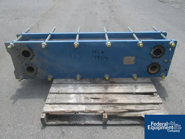358 sq.ft., 100 psi shell, Polaris #950-68, plate heat exchanger, 304 Stainless Steel, 15" wide x 63" high - Image 2