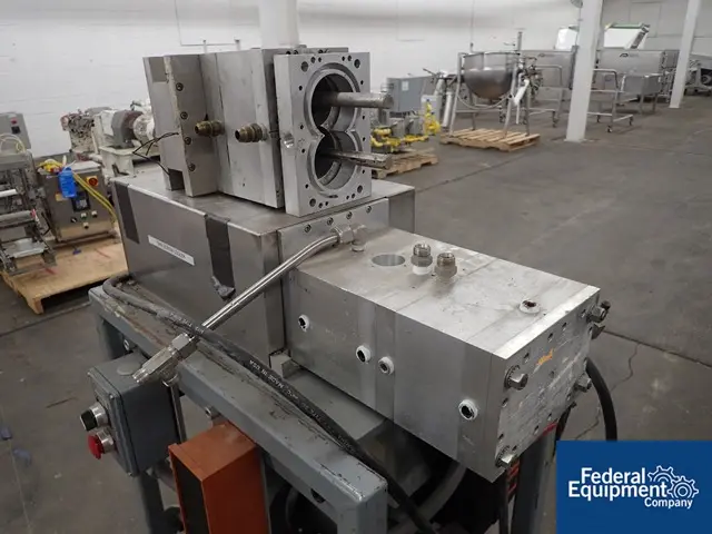 Twin Screw Feeder, (2) 2.5" diameter intermeshing screws, 1.5" feed opening, jacketed barrel sections, #3112-5 - Image 5