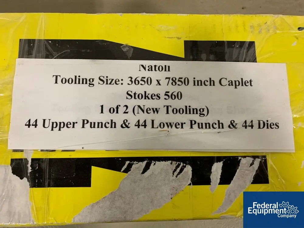 Stokes #560, tablet press, 3650 x 7850 inch Caplet, 44 Lower Punch/44 Upper Punch/44 Die, manufactured by - Image 2