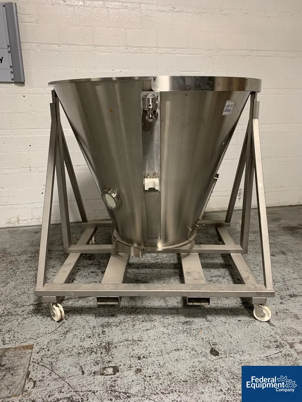 Vector, top spray expansion chamber, Stainless Steel, 62.5" top inner diameter, 30.5" bottom inner diameter - Image 2