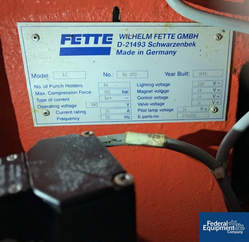 Fette #EC, tablet press, 100 Kn compression pressure, single sided, 380 volt, 50 Hz, S/N 36070, 1995 - Image 2