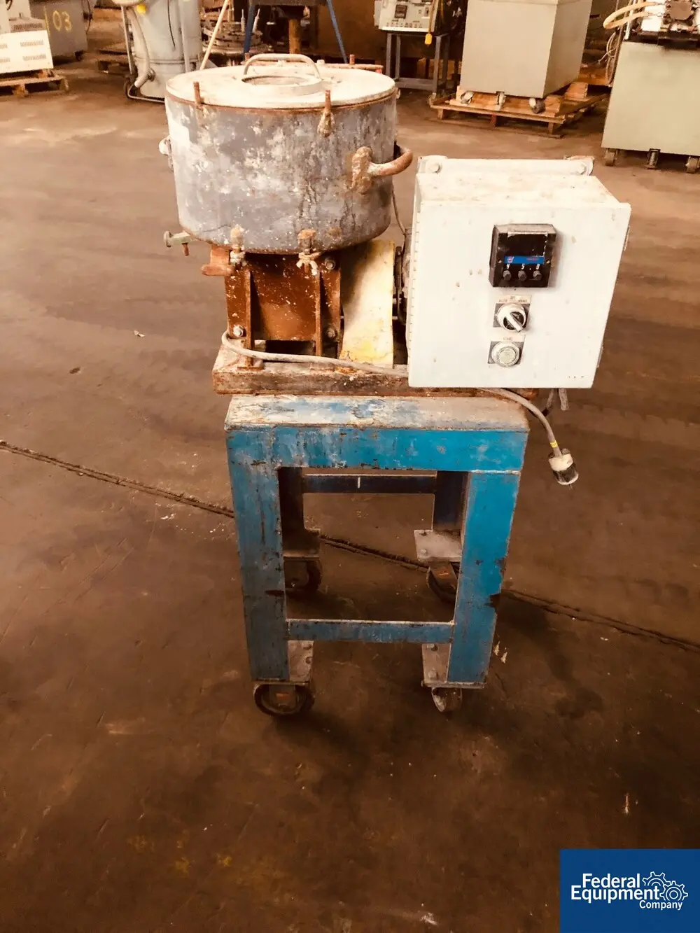 Simpson Mix Muller, 1 gallon capacity, carbon steel construction, 1 gallon, approximately 12" diameter x 7" - Image 1
