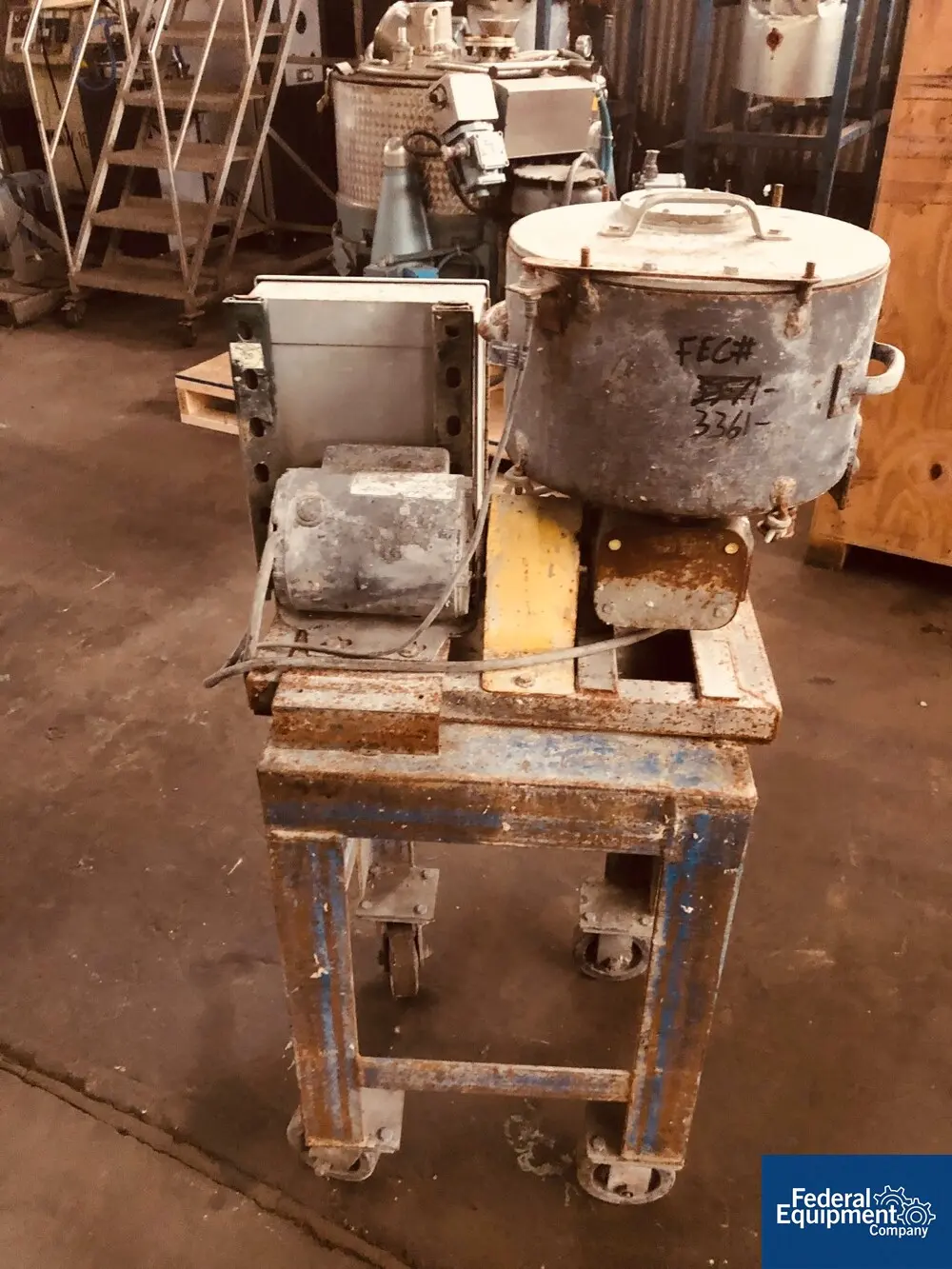 Simpson Mix Muller, 1 gallon capacity, carbon steel construction, 1 gallon, approximately 12" diameter x 7" - Image 3