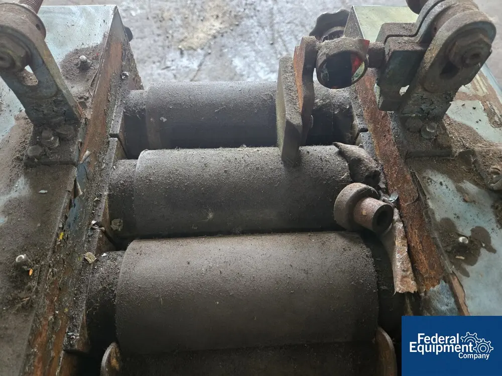 4" x 8" Keith 3 roll mill, cored rolls, adjustable first & third roll, knife discharge, adjustable end - Image 5