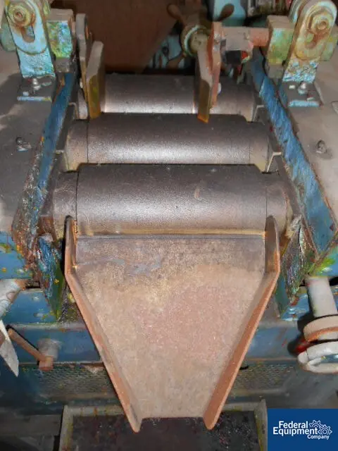 4" x 8" Keith 3 roll mill, cored rolls, adjustable first & third roll, knife discharge, adjustable end - Image 7