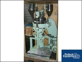 6.5 Ton, Manesty #BB3B, tablet press, 27 station, #17153 (2 available) - Image 3