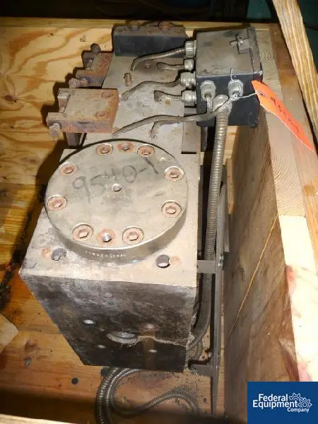 Cloeren, co-extrusion die block, 5 layer, used, #40209 - Image 2