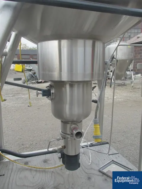 26.42 gallon DCI, 100 liter, 316 Stainless Steel, 24" dia.x 10" straight side, bottom sump, 50 psi, dimple - Image 8