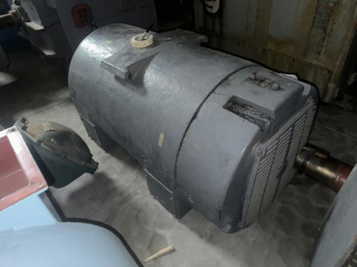 300 HP 1780 RPM General Electric, Frame 8110-DZ, TEFC, rebuilt, 4000 Volts - Image 2