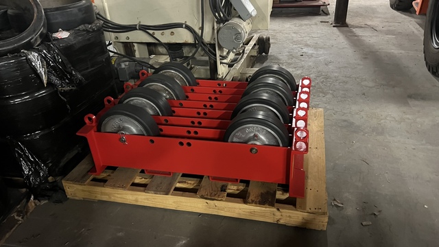 3 Ton, KEC #3-60HD, pipe roll set, 6000 lb., 2"-60" pipe size, vari-speed, foot control - Image 2