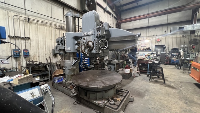 6' -15" Carlton #3A, radial arm drill, tilting box table - Image 9