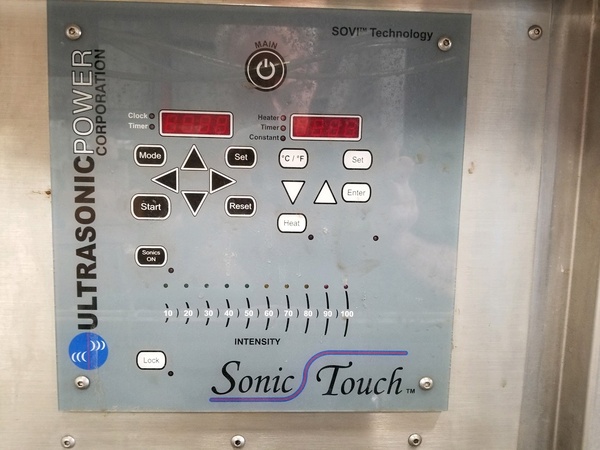 Ultrasonic Power Corp #51-15-651, 35 gallon working capacity, 32" x 18" x 16" tall tank, 240 V. - Image 3